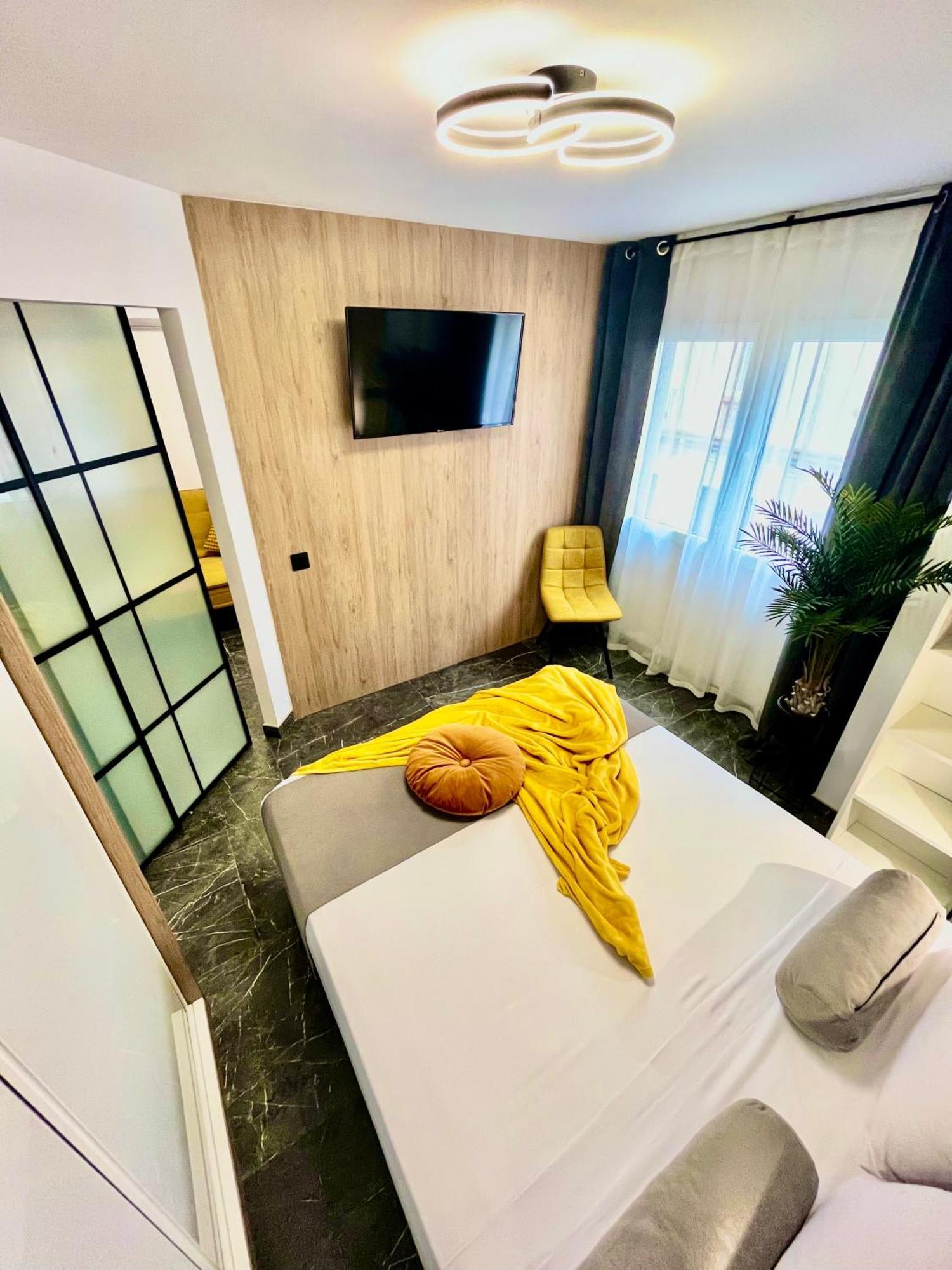 Arte Apartamento Dos Colores 阿利坎特 外观 照片